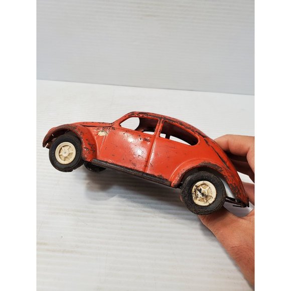 vintage Volkswagen Beetle Red metal Model Car - Picture 9 of 10